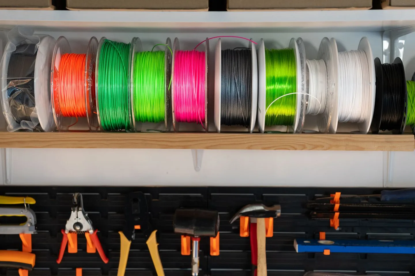 Differenza tra PLA, PETG, ASA e nylon: quale materiale scegliere.